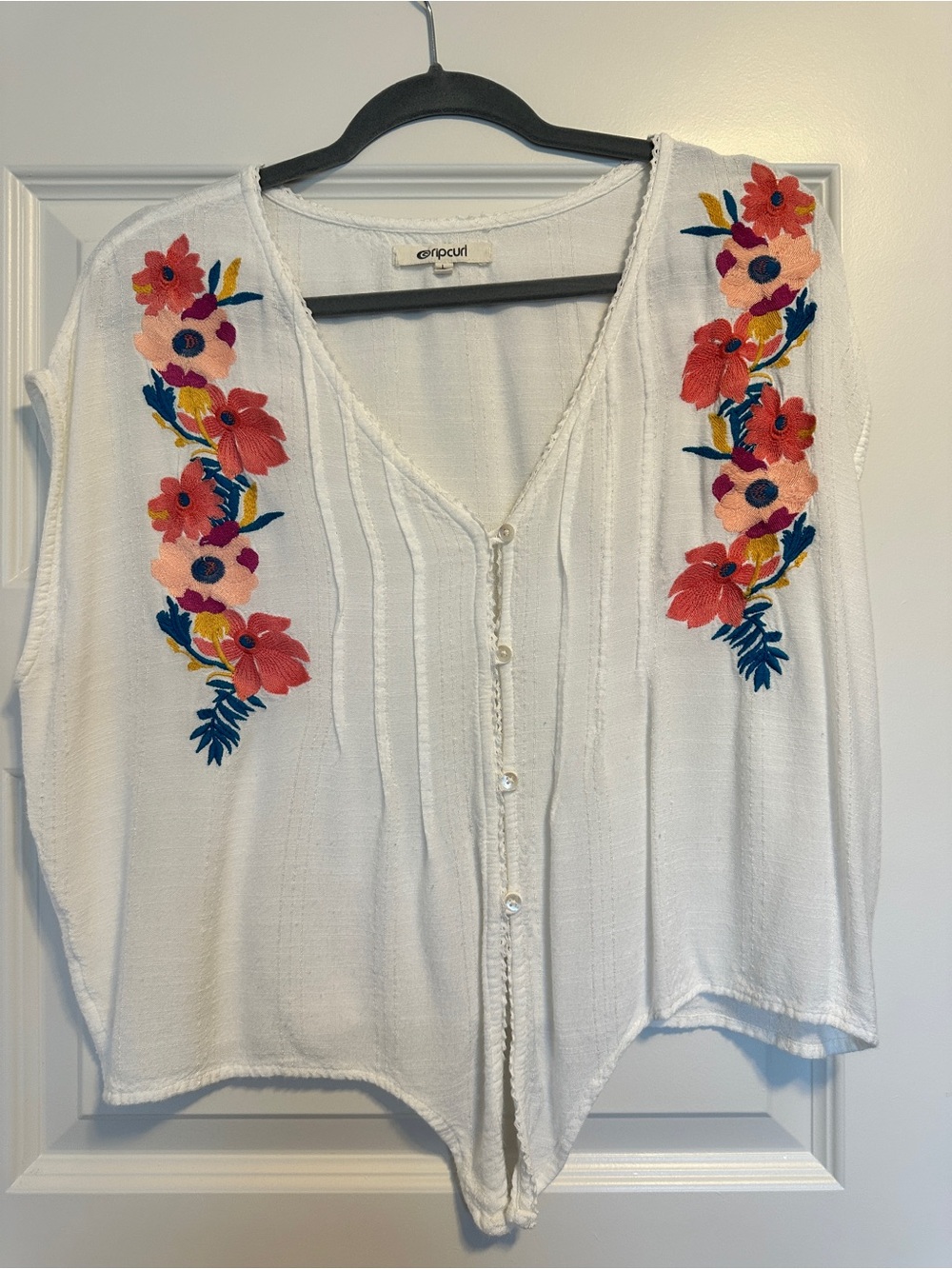 Rip Curl White V-Neck Button-Front Sweater with Pink and Red Floral Embroidery